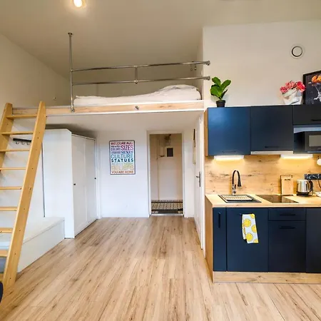 Tiny Studio City Centre / Mala Kawalerka Apartment